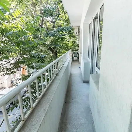 Apartment Vazov Varna